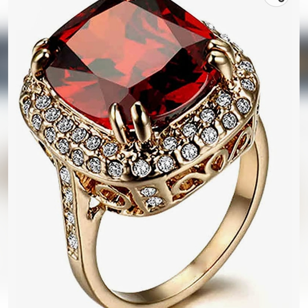 18k Champagne Gold & Ruby Halo Ring NWT - Picture 3 of 5